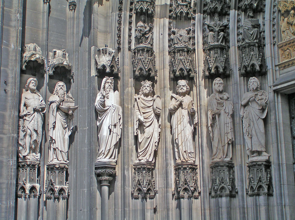 Haupteingang des Kölner Doms  Main Entrance of Cologne Cathedral